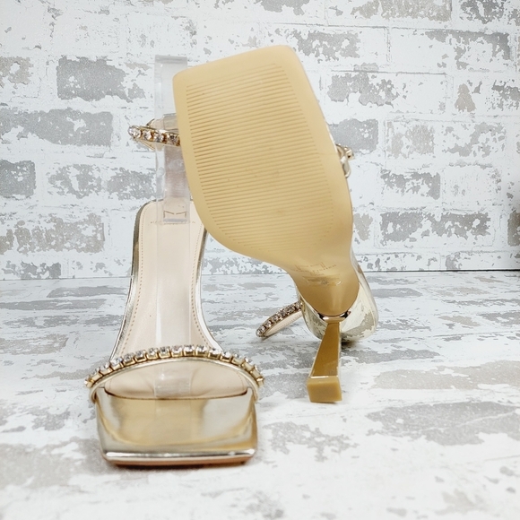 New Marc Fisher Karima Gold Leather Ankle Strap Heeled Sandals K1005 - Picture 9 of 11